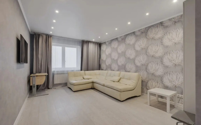1 Dobrye Sutki na Sverdlova Flat