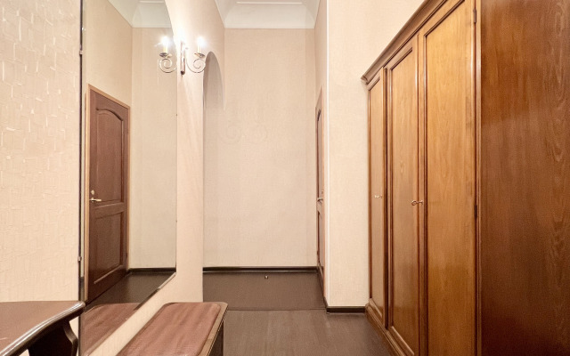 U Metro Moskovskie Vorota Apartments