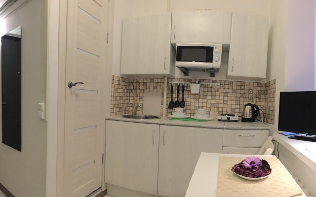 Mikro Studiya Na 12-J Linii Vo Apartments