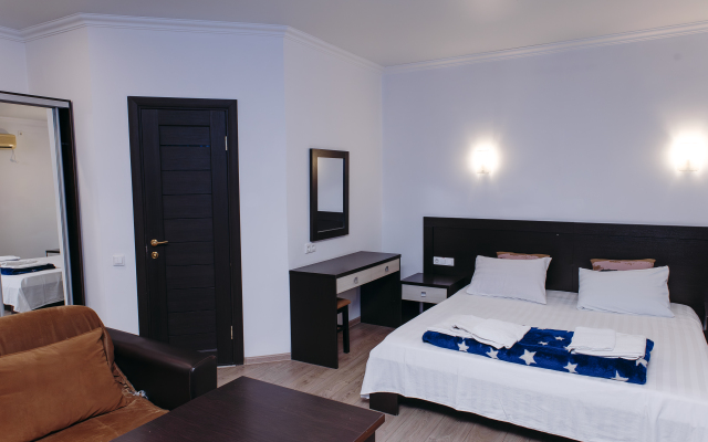 Karavella Hotel