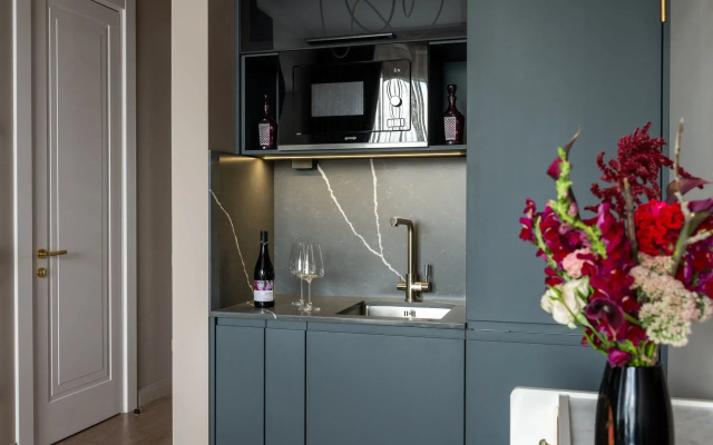 Look&Feel Aristocrat Apartments