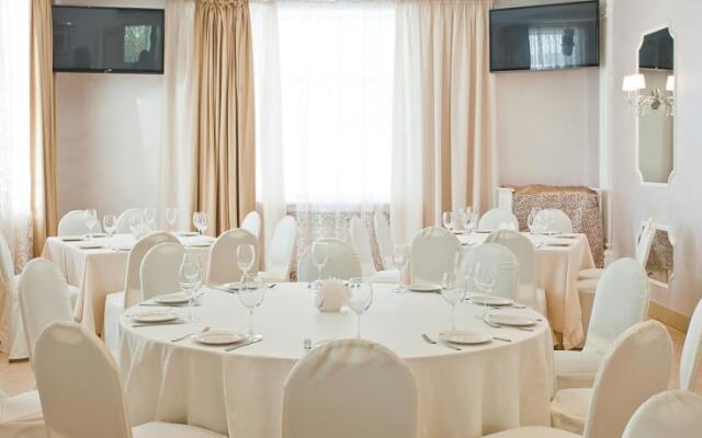 Отель Загородный клуб