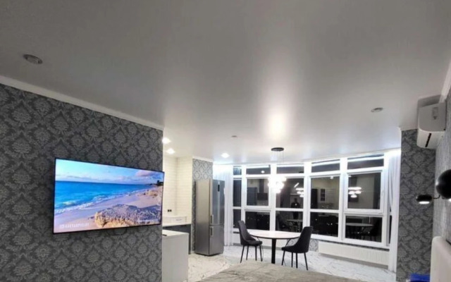 S Panoramnym Ostekleniem Flat