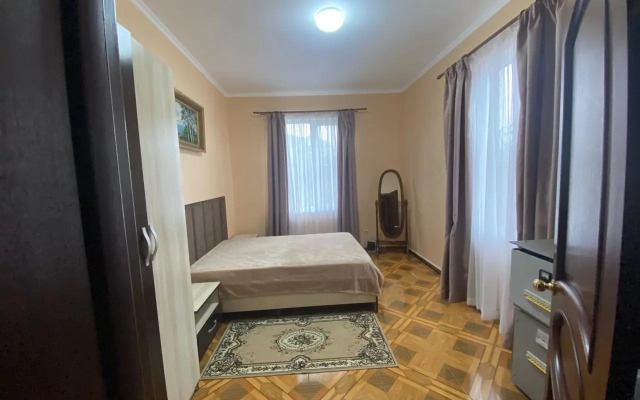 Dom pod Klyuch v Gagre Private House