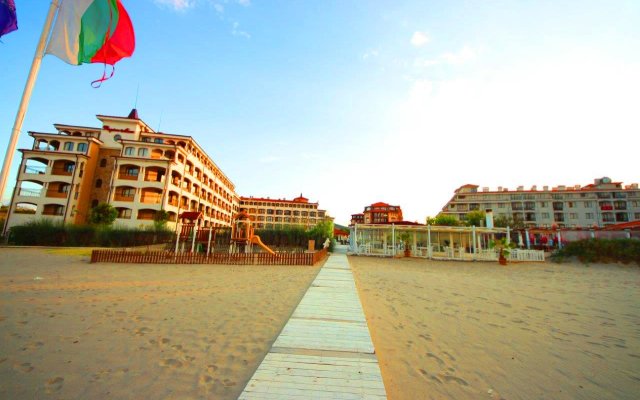 Regina Mare - Menada Apart-Hotel