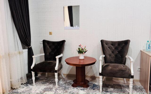 Sharq Yulduzi Hotel