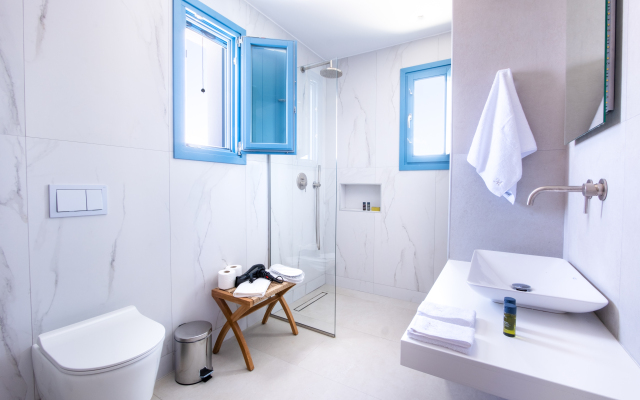 Myko Private Heated Pool on Beach Villa