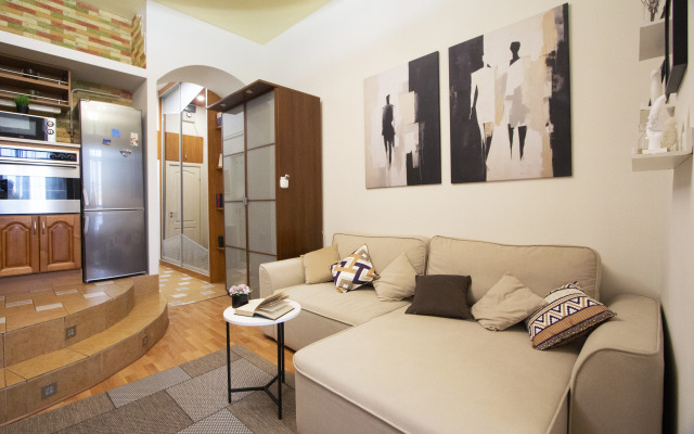 Na Tverskoy Flat