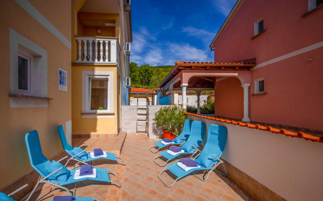 Royaluxs Villas and Apartments - Villa Oleander Apartments