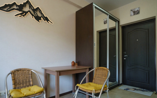 Studiya s vidom na gory Apartments
