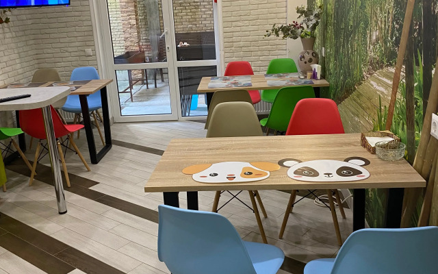 33 Tyulpana Guest house