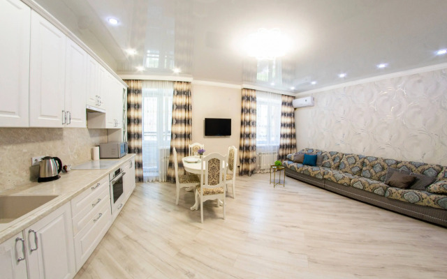 Na Krasnom Puti Apartments