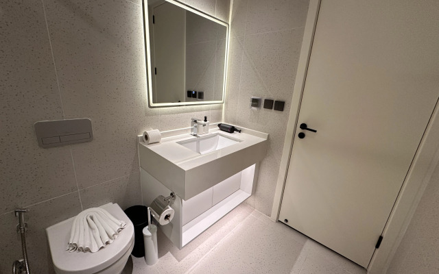 Апартаменты 2 Спальни Первая Линия Пляжа Лаян от Capital Pro