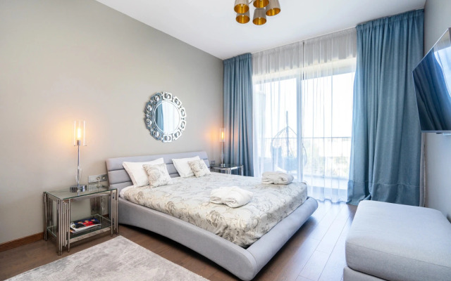 Ansi Akter Gelaksi Apartments