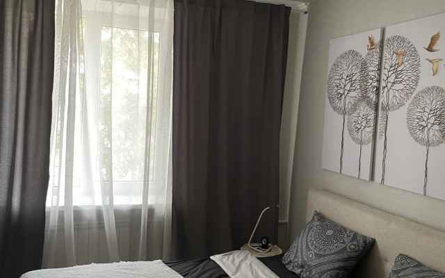 2 Komnatnaya Na 6 Gostey Flat