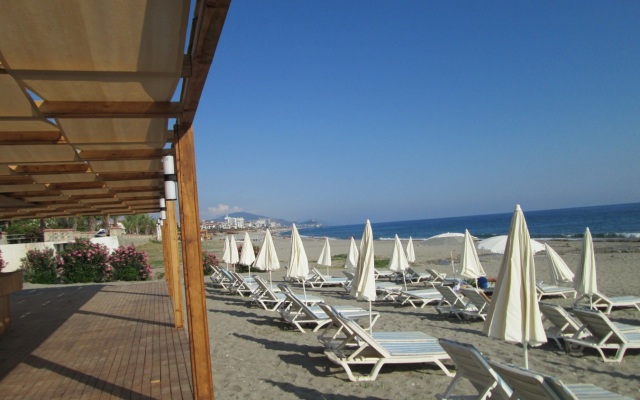 Sunshine Hotel