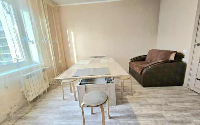 2-komnatnaya 7 spalnykh mest Flat