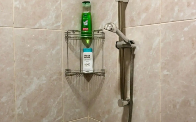 Na Ulitse Lyotchika Ulyyanina 3A Flat