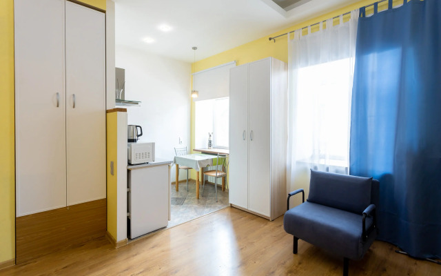 Апартаменты на Разъезжая 1