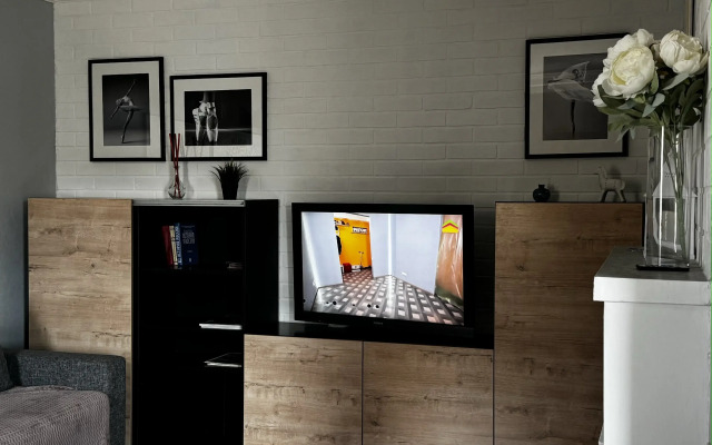 Апартаменты на улице Красной Позиции 11