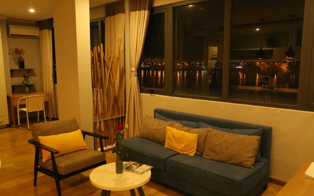 Kaka  Hotel