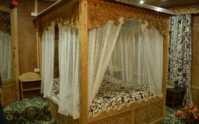 Floating Heritage Group Hotel