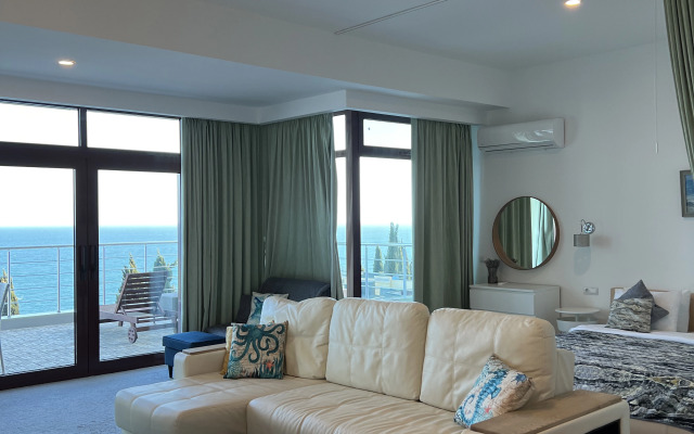 Апартаменты с террасой видовые 100 кв.м.