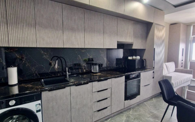 Flatirini On Zurab Magkaev Street