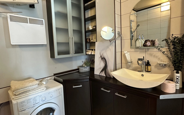 Dvuhkomnatnye na Sutki Apartments
