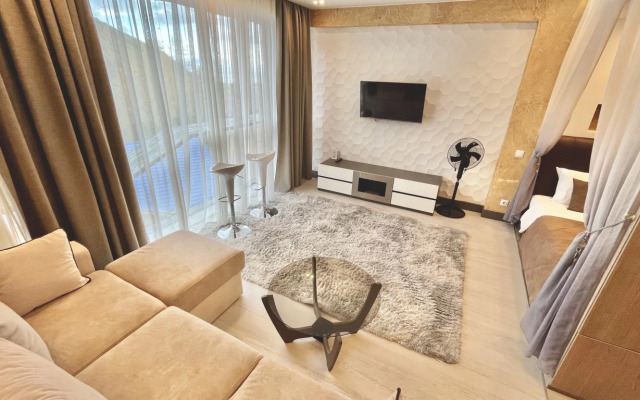 Apartament Wood v Rezidentsii Baykalskiye Kholmy