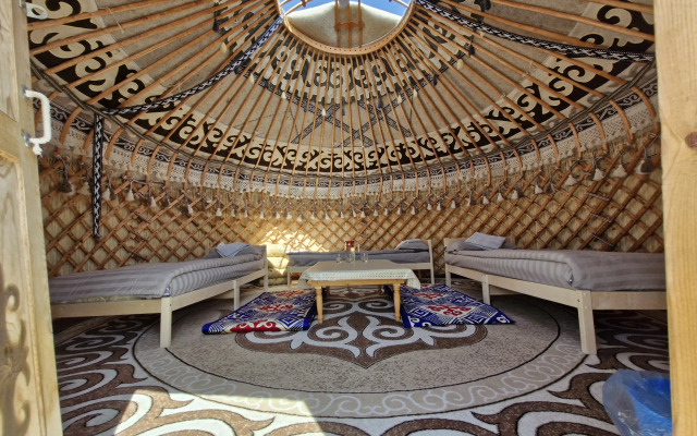 Глэмпинг Agat Yurt Camp