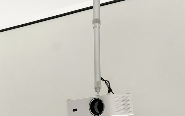 Квартира Джакузи Кино-проектор Игровая Приставка