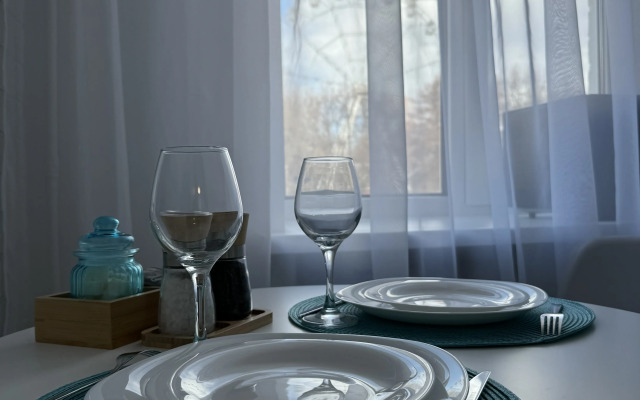 Stilnye S Vidom Na Koleso Obozreniya Apartmen