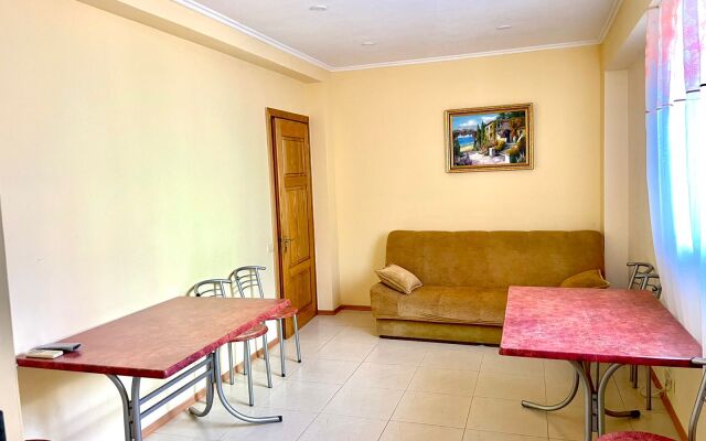 Elling U Morya Guest House