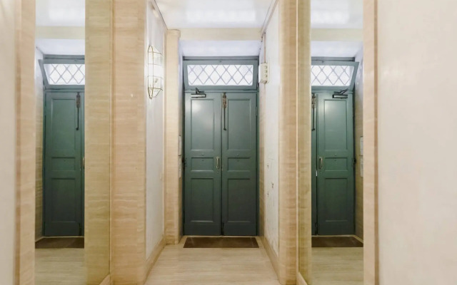 Gallery Spanish Steps Flat