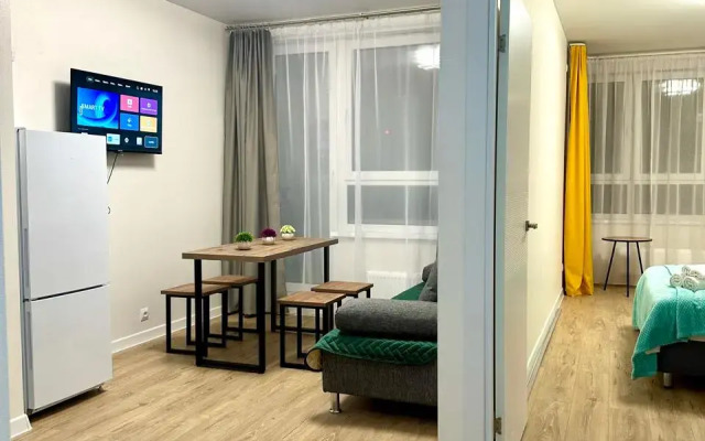 Na 3 Novovatutinskoy 15/1 Apartments