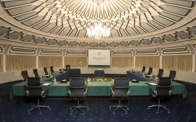 Danat Al Ain Resort Hotel