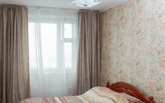 Na Ulitse Samodeyatelnoj 10A Apartments