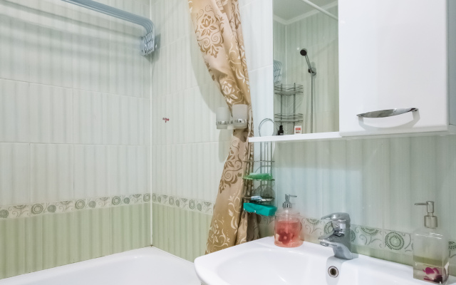 3 Komnatnaya Kvartira Naprotiv Akvaparka Flat