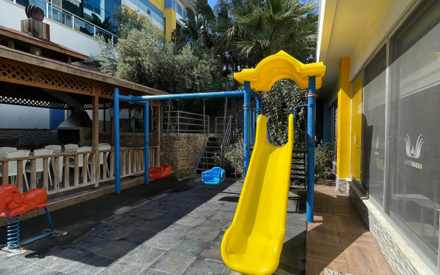 Апартаменты у моря 320 м с балконом