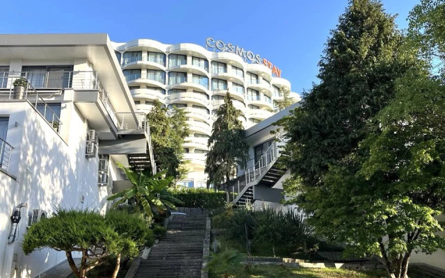 Gifts of the Seas apartment complex in Sochi