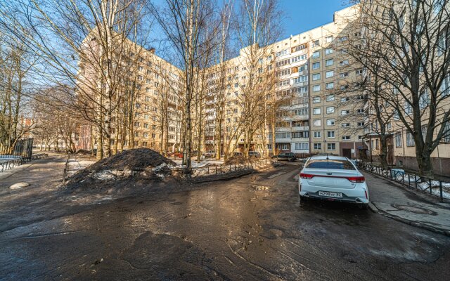 Apartment 3-EURO on Dolgozernaya street KakOtelRu