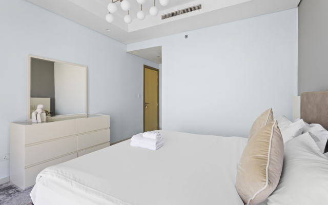 Stonetree Paramount Tower Hotel & Residences Apartments