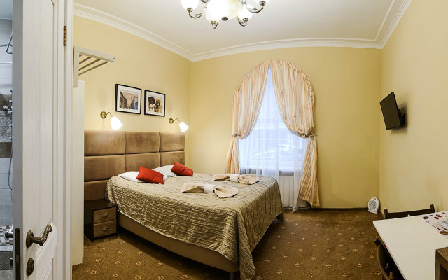 Апартаменты Толстой Сквер