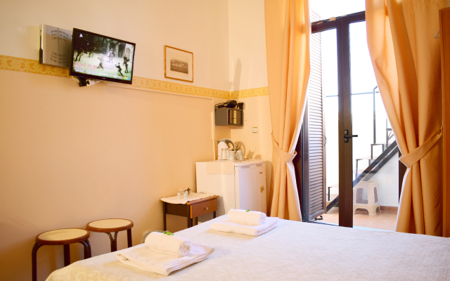 Stoa Rooms Apartments