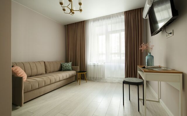 Na prospekte Astrakhova dom 10 Flat