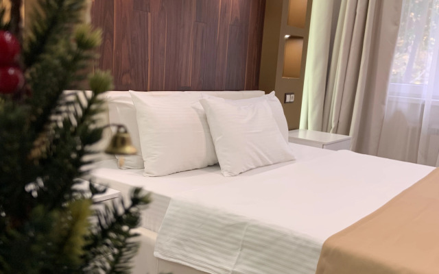 Квартира Уютная в Тихом Центре на Роз 65 10 Минут до Моря