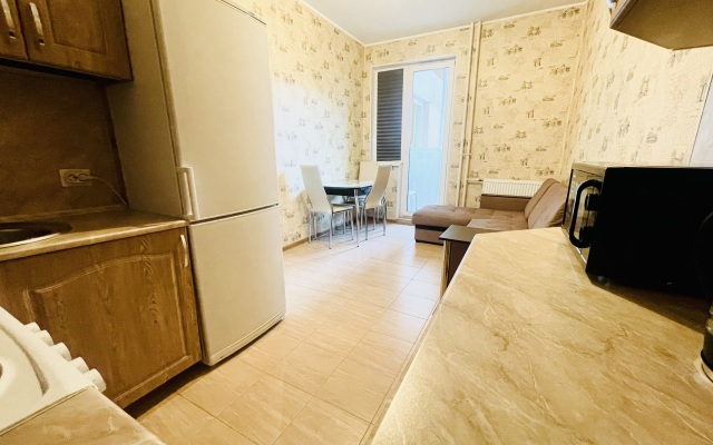 Квартира Уютная евродвушка около метро и разводным мостом