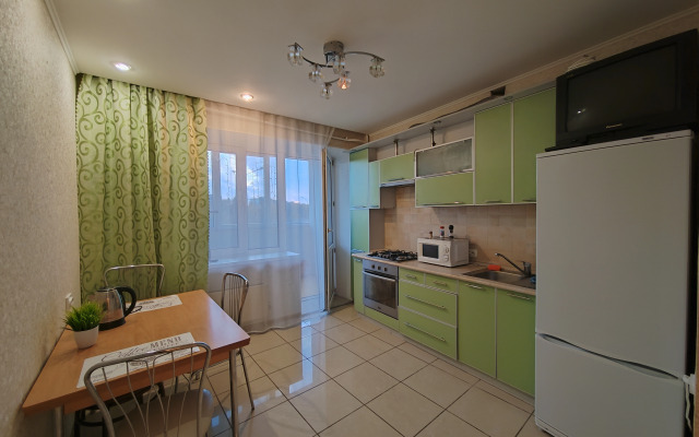 Апартаменты на Родионова