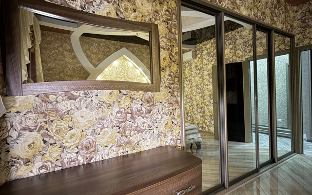 Апартаменты с панорамными окнами в новом доме